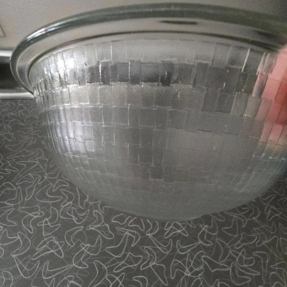 Pyrex vintage mixing
